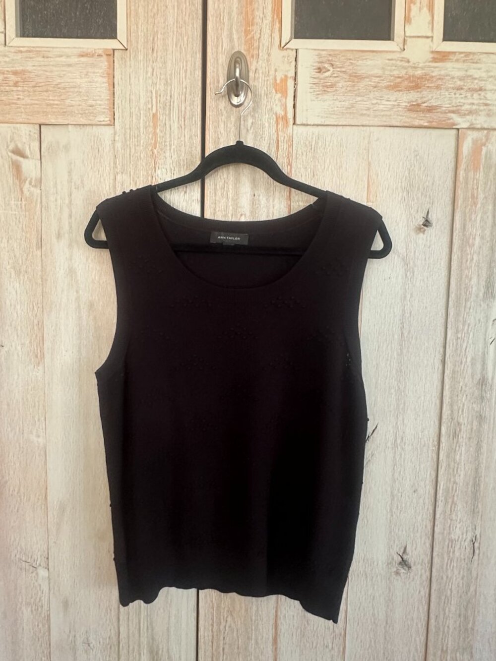 Ann Taylor Sleeveless Lightweight Black Sweater - Size L